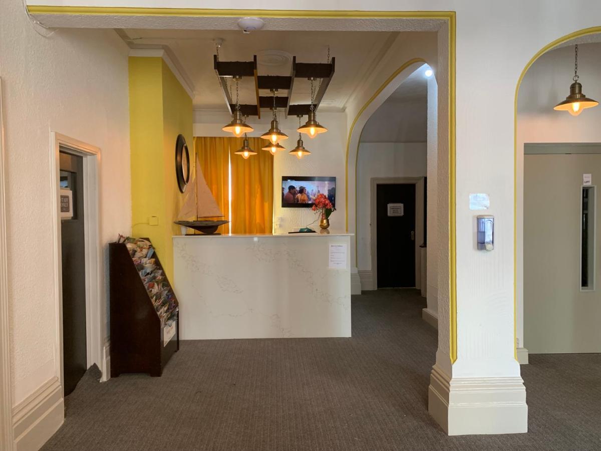 Pearl & Pebbles Eastbourne Hotel Buitenkant foto
