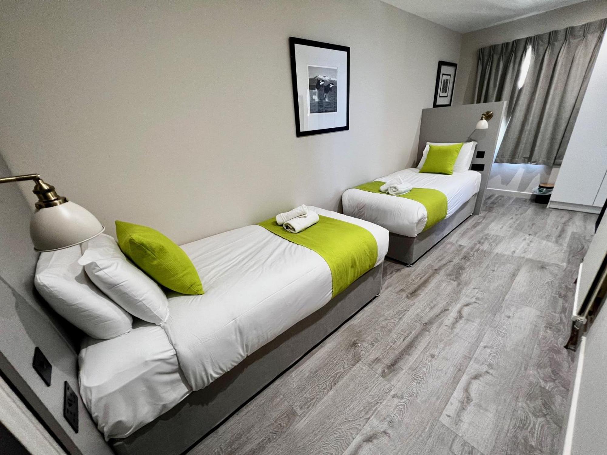 Pearl & Pebbles Eastbourne Hotel Buitenkant foto